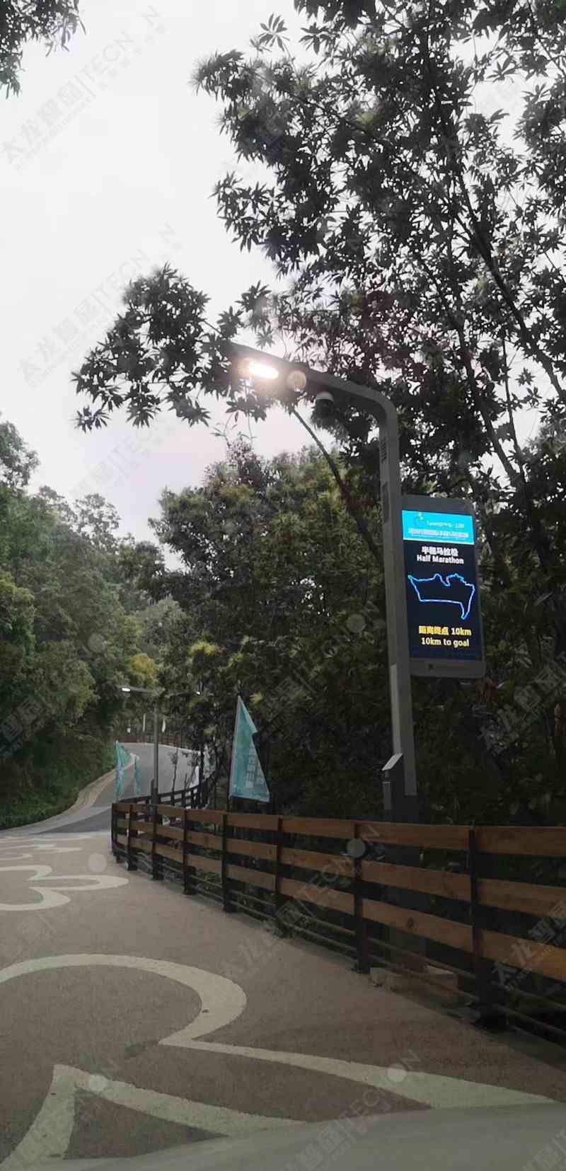 led燈桿屏|智慧燈桿屏|立柱廣告機(jī)|led廣告機(jī)|落地廣告機(jī)|智慧路燈|智慧燈桿|燈桿廣告機(jī)|智能廣告機(jī)|燈桿屏|智慧燈桿顯示屏 led燈桿屏|智慧燈桿屏|立柱廣告機(jī)|led廣告機(jī)|落地廣告機(jī)|智慧路燈|智慧燈桿|燈桿廣告機(jī)|智能廣告機(jī)|燈桿屏|智慧燈桿顯示屏