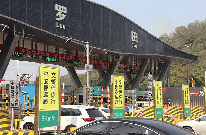 LED廣告機(jī),戶(hù)外LED廣告機(jī) LED廣告機(jī),戶(hù)外LED廣告機(jī)